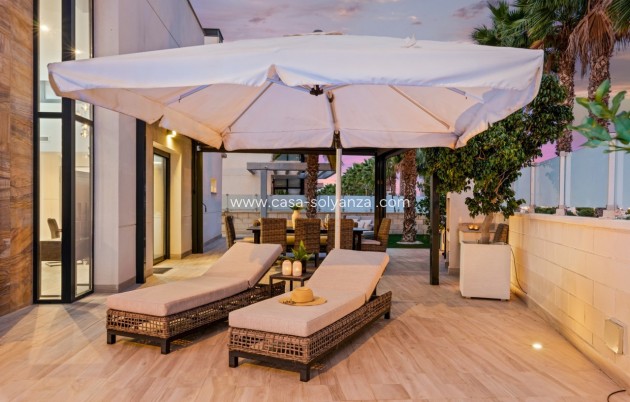 Resale - Villa - Cabo Roig - Costa Blanca