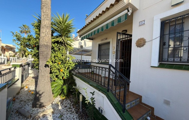 Resale - Villa - Orihuela Costa - Playa Flamenca