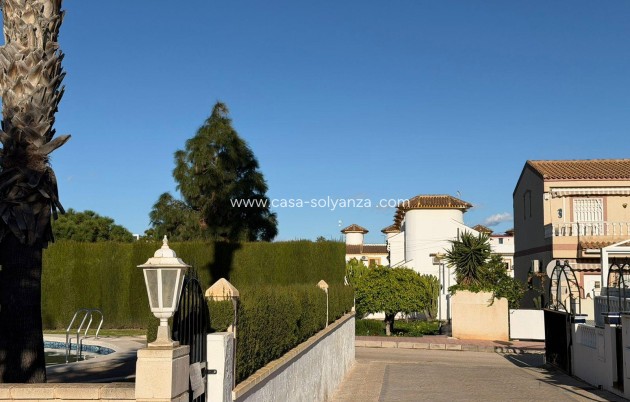 Resale - Villa - Orihuela Costa - Playa Flamenca