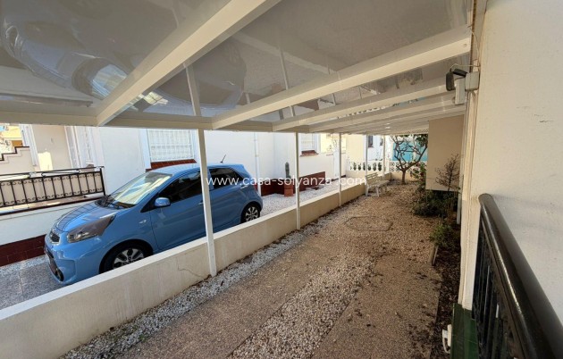 Resale - Villa - Orihuela Costa - Playa Flamenca