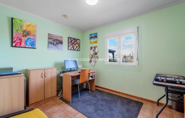 Resale - Country Property/Finca - Elche - Inland