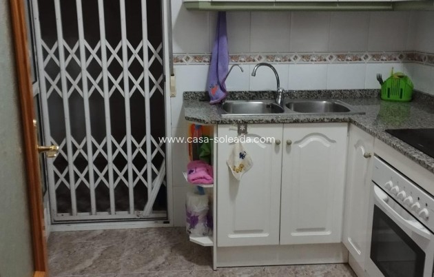 Resale - Apartment / flat - Torrevieja - Playa del Cura