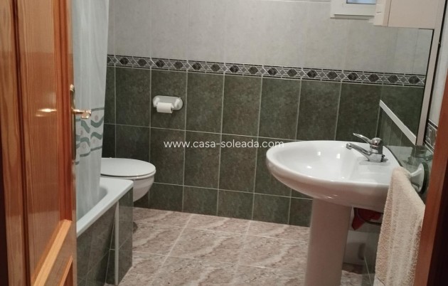 Resale - Apartment / flat - Torrevieja - Playa del Cura