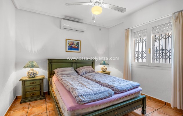 Resale - Villa - Orihuela Costa - Playa Flamenca