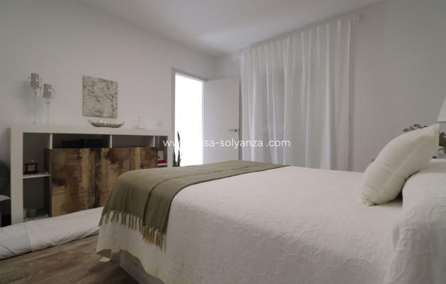 Resale - Villa - Orihuela Costa - Villamartin