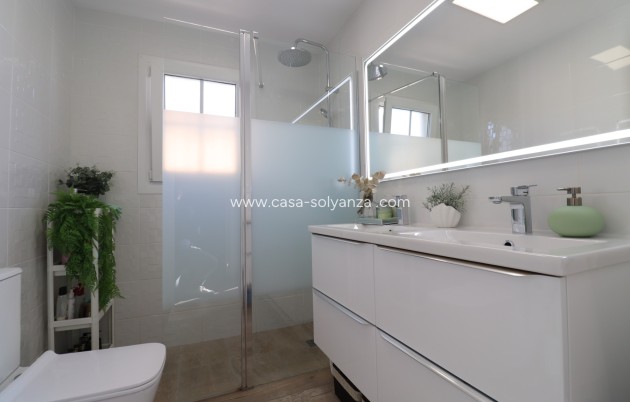 Resale - Villa - Orihuela Costa - Villamartin