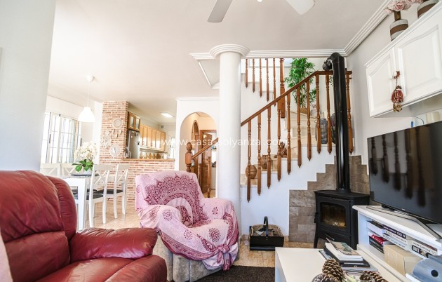 Resale - Villa - Guardamar del Segura - EL RASO