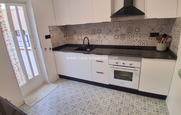 Resale - Apartment / flat - Torrevieja - Costa Blanca