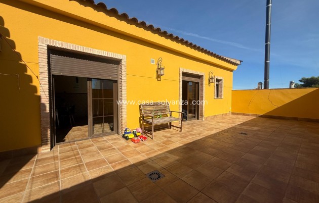 Wiederverkauf - Stadthaus - Avileses