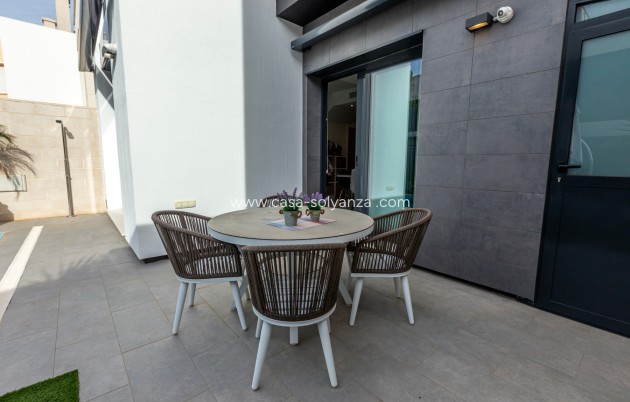 Resale - Villa - Villamartin - Pau 26