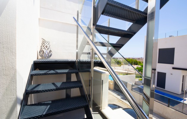 Resale - Villa - Villamartin - Pau 26