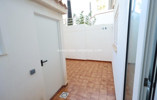 Resale - Bungalow - Orihuela Costa - Campoamor