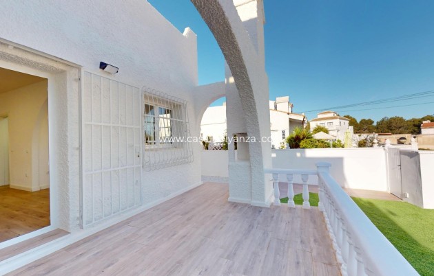 Resale - Bungalow - San Miguel de Salinas - BLUE LAGOON