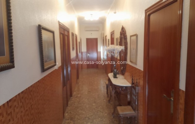 Herverkoop - Villa - San Isidro