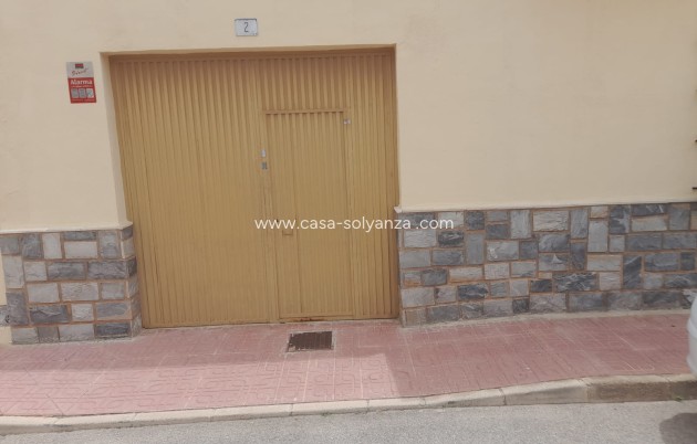 Herverkoop - Villa - San Isidro