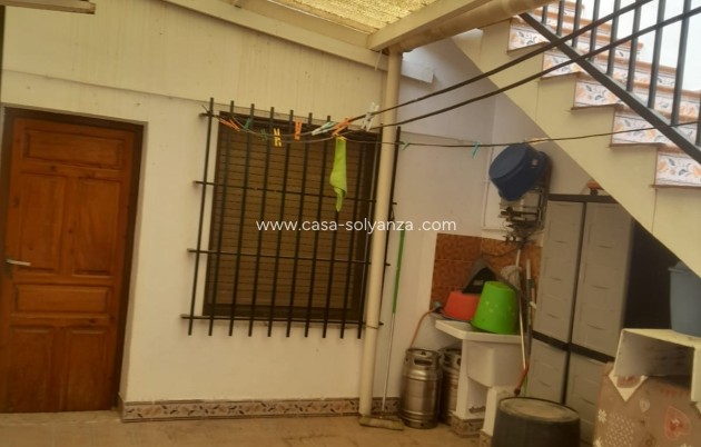 Herverkoop - Villa - San Isidro