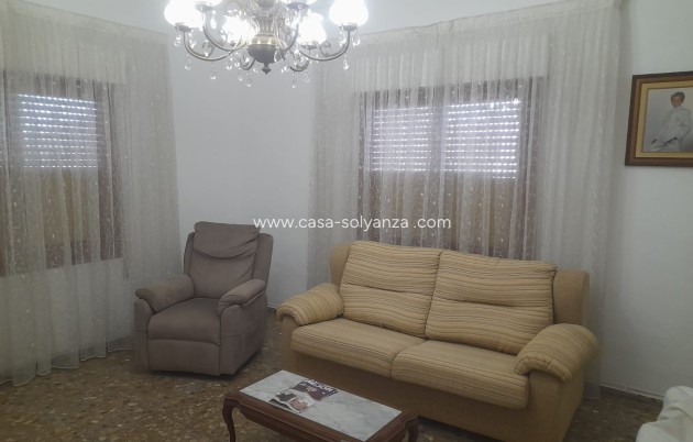 Herverkoop - Villa - San Isidro