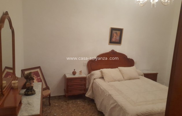 Herverkoop - Villa - San Isidro