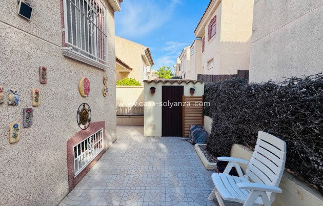 Resale - Villa - Algorfa