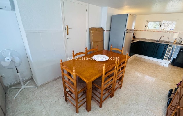 Resale - Villa - Algorfa