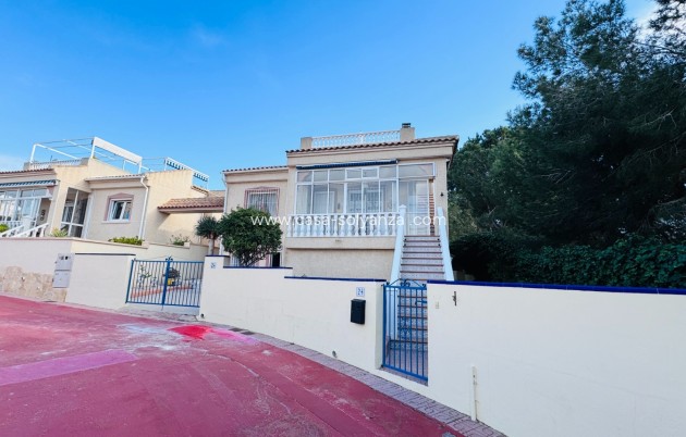 Resale - Villa - Algorfa