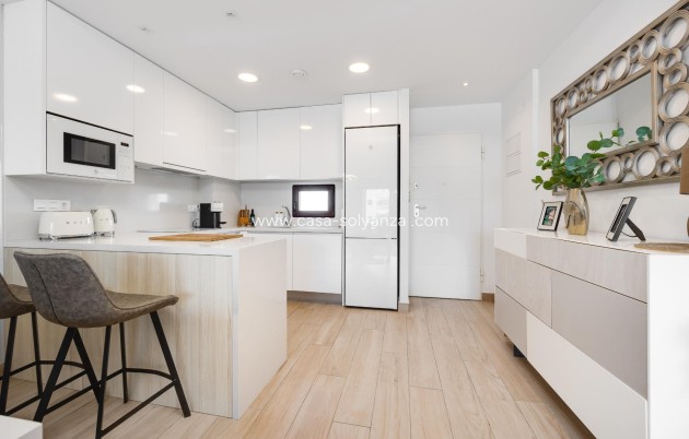 Resale - Apartment / flat - Torrevieja - Los Balcones