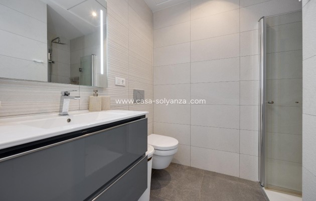 Resale - Apartment / flat - Torrevieja - Los Balcones