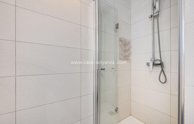 Resale - Apartment / flat - Torrevieja - Los Balcones