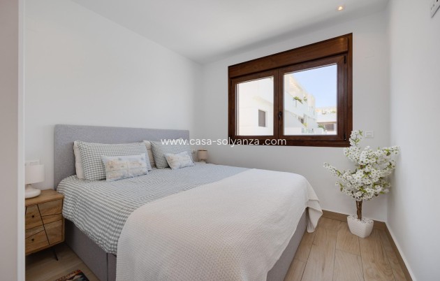 Resale - Apartment / flat - Torrevieja - Los Balcones