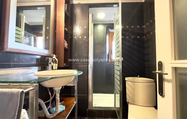 Resale - Apartment / flat - Torrevieja - La veleta