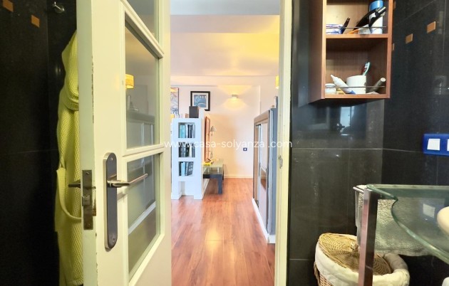 Resale - Apartment / flat - Torrevieja - La veleta