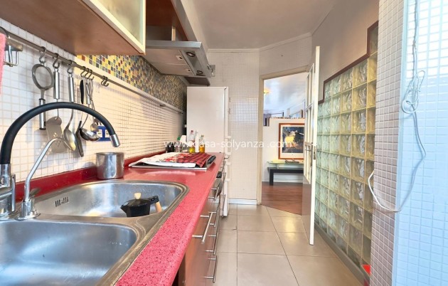 Resale - Apartment / flat - Torrevieja - La veleta