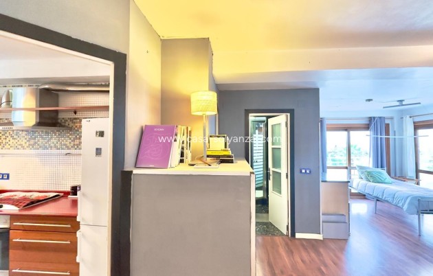 Resale - Apartment / flat - Torrevieja - La veleta