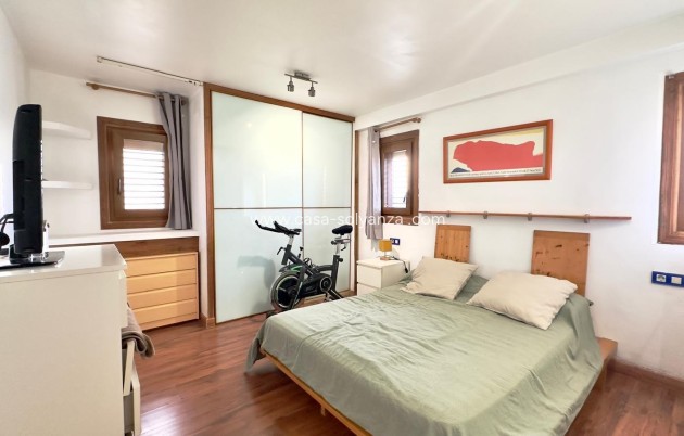 Resale - Apartment / flat - Torrevieja - La veleta