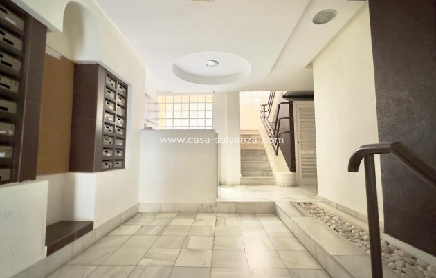 Resale - Apartment / flat - Torrevieja - La veleta