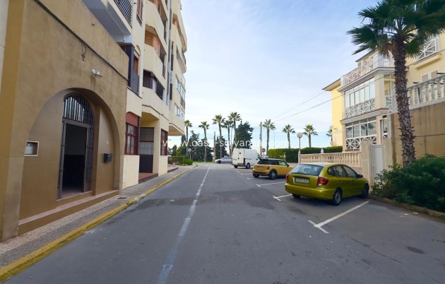 Resale - Apartment / flat - Torrevieja - La veleta