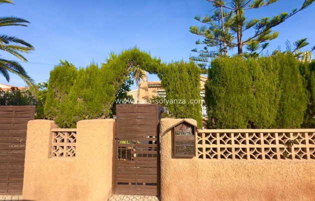 Resale - Villa - Torrevieja - Torreblanca