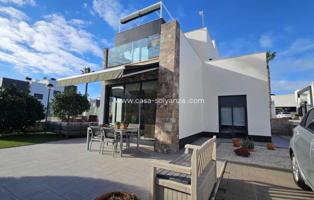 Resale - Villa - Orihuela Costa - Costa Blanca