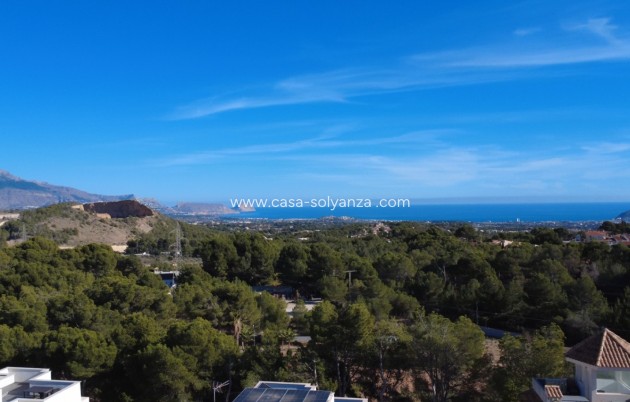 Resale - Villa - La Nucía - Costa Blanca