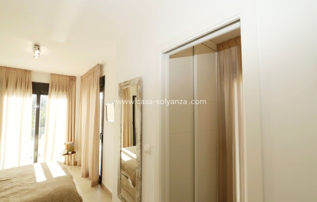 Resale - Villa - La Nucía - Costa Blanca