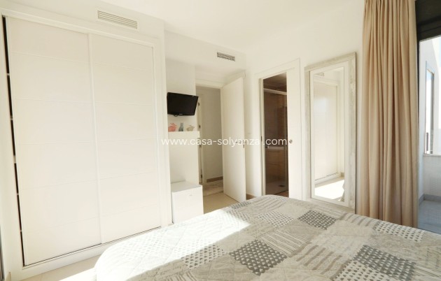 Resale - Villa - La Nucía - Costa Blanca