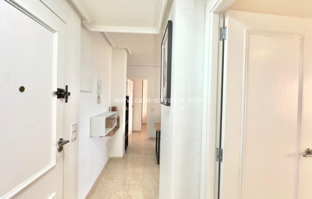 Resale - Apartment / flat - Torrevieja - Center