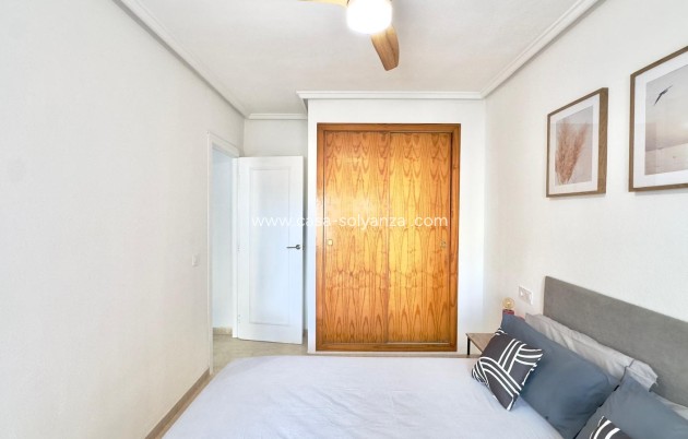 Resale - Apartment / flat - Torrevieja - Center