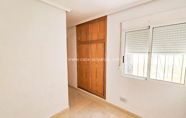 Resale - Apartment / flat - Orihuela Costa - La Florida