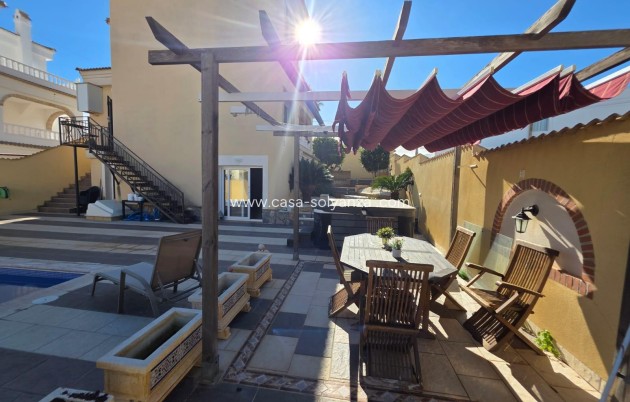 Resale - Villa - Orihuela Costa - Villamartín