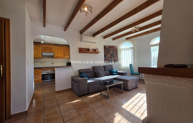 Resale - Villa - Orihuela Costa - Villamartín
