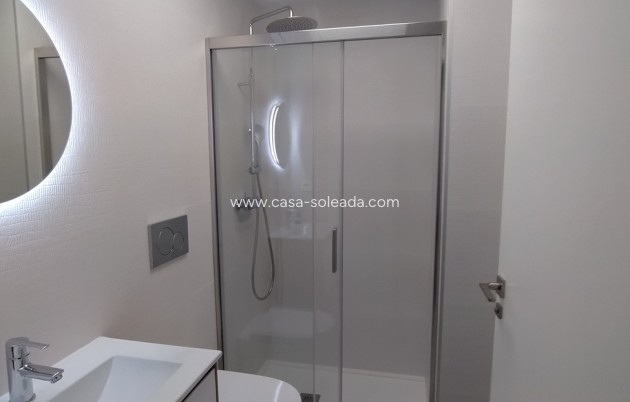 Wiederverkauf - Wohnung - Torrevieja - Center