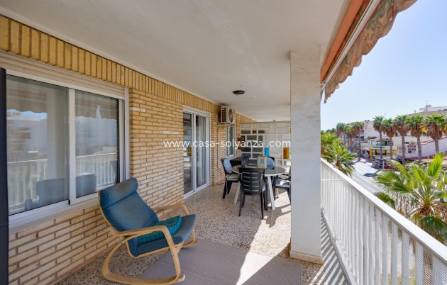Resale - Apartment / flat - Torrevieja - Playa De Los Naufragos
