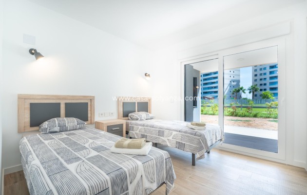 Resale - Apartment / flat - Torrevieja - Punta Prima