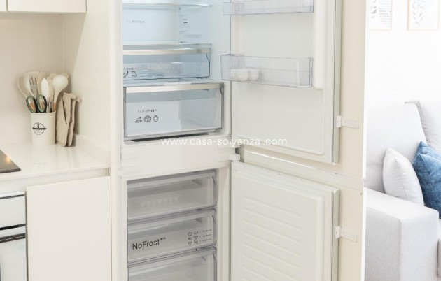 Resale - Apartment / flat - Torrevieja - Punta Prima